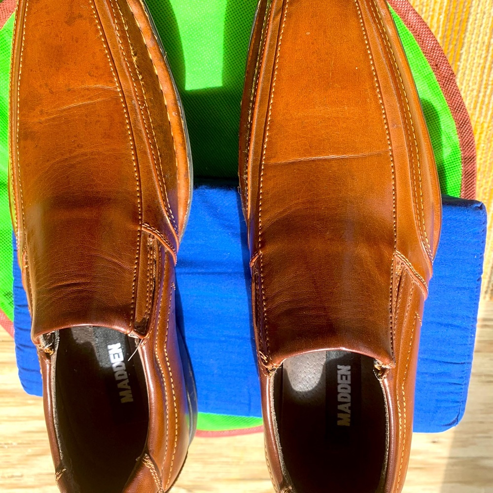 Men’s Shoe 👞 - Camel/Bronze sz 9.5.  $50
